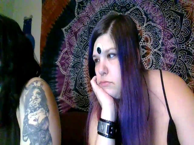 Live sex webcam photo for Shieldmaiden1 #272249582