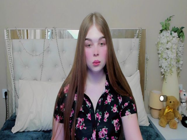Live sex webcam photo for ShineFrench #273730309