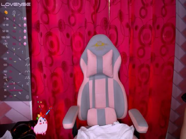 Live sex webcam photo for Shizuku_BDSM #273410635