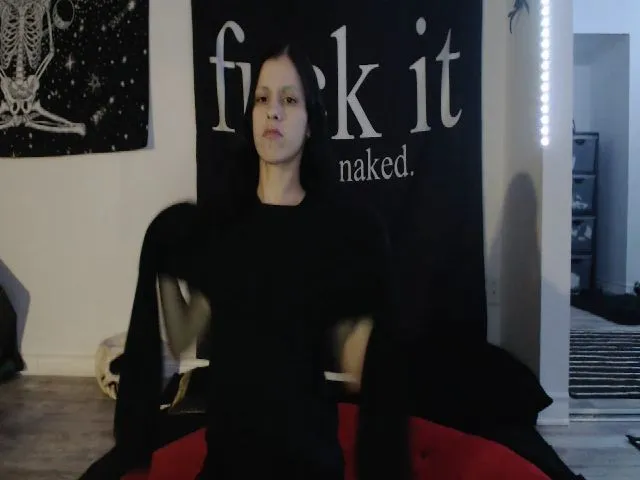 Live sex webcam photo for Shleestranged #271868096