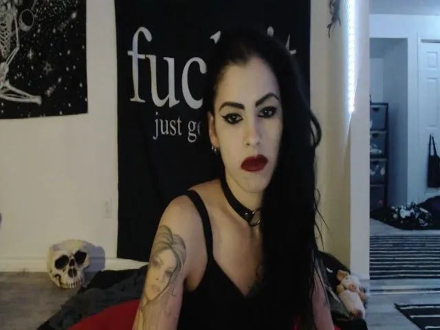 Live sex webcam photo for Shleestranged #271929179