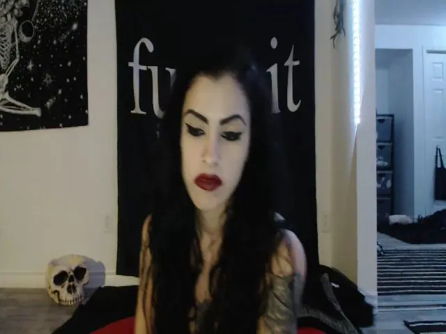 Live sex webcam photo for Shleestranged #271929337