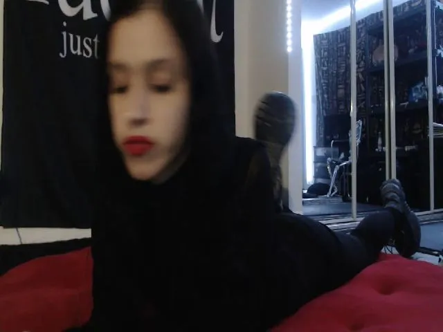 Live sex webcam photo for Shleestranged #272141287