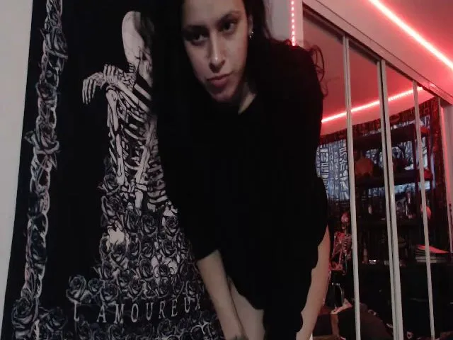 Live sex webcam photo for Shleestranged #272309797