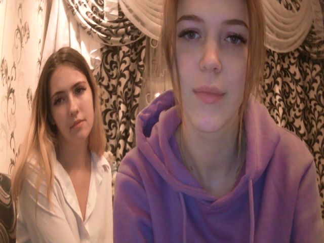 Live sex webcam photo for ShyBlonda #271754088