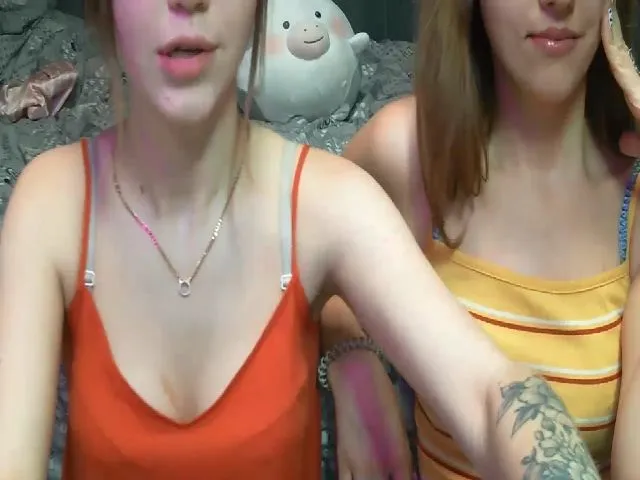 Live sex webcam photo for ShyBlonda #272394072