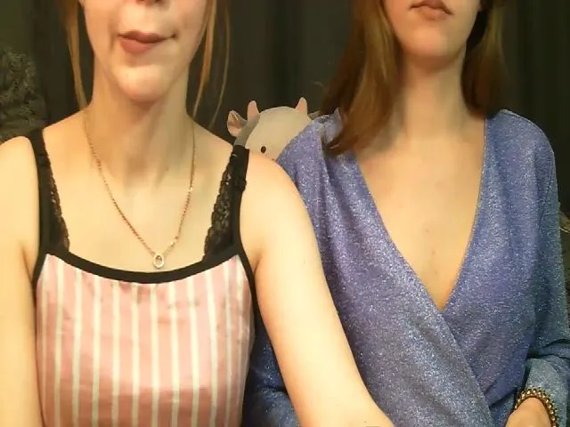 Live sex webcam photo for ShyBlonda #272471949