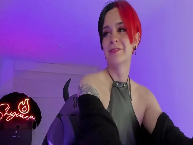 Live sex webcam photo for Shyavanaxx #273499678