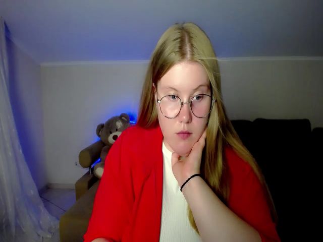 Live sex webcam photo for SidneyHills #273960896