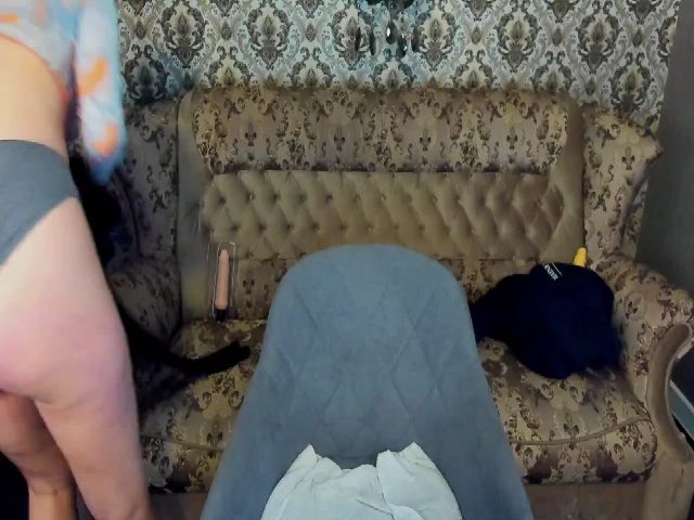 Live sex webcam photo for SierraLaPetit #272413782