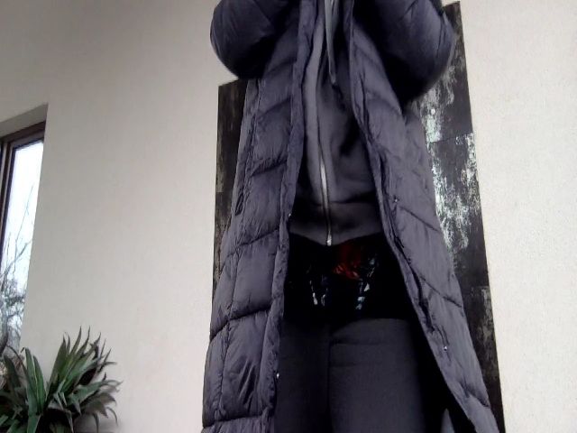 Live sex webcam photo for SierraLaPetit #272563675