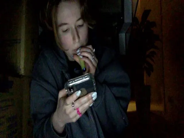 Live sex webcam photo for SierraLaPetit #272566302