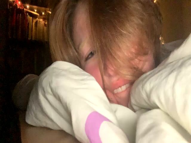 Live sex webcam photo for SierraLaPetit #272712032