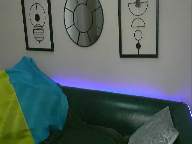 Live sex webcam photo for SierraLaPetit #272907356