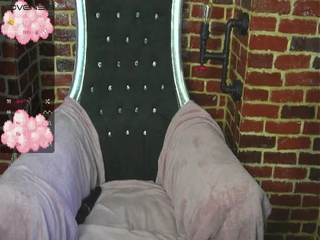 Live sex webcam photo for SierraLaPetit #273021822