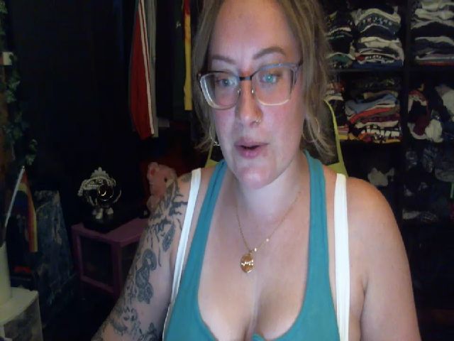 Live sex webcam photo for SierraScarlet #273937106