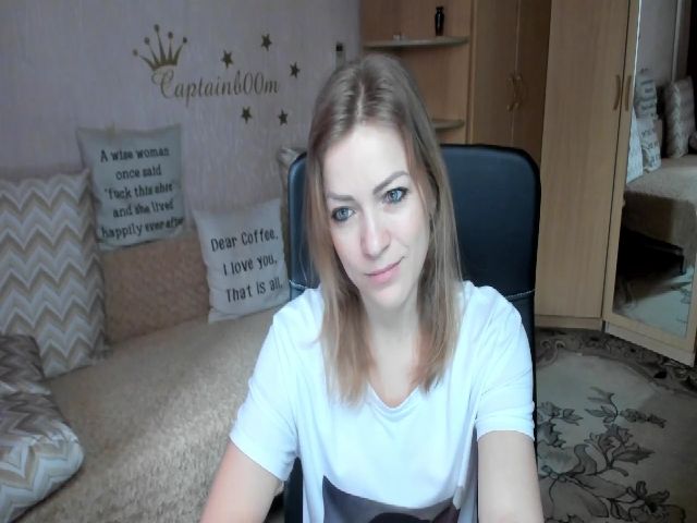 Live sex webcam photo for Silvialips #272627497