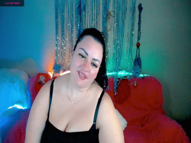 Live sex webcam photo for Simona_adams #271766172