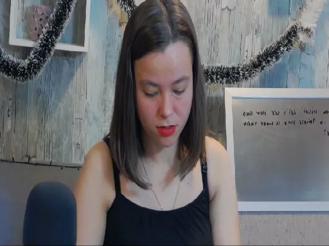Live sex webcam photo for SimplyJoy #271753519