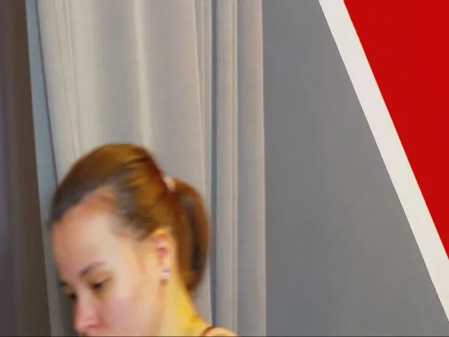 Live sex webcam photo for SimplyJoy #272414850