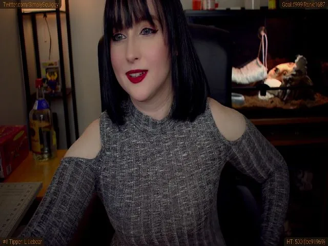 Live sex webcam photo for SimplySquiggy #271836066