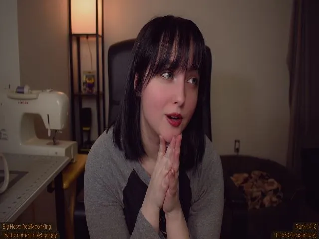 Live sex webcam photo for SimplySquiggy #271961322