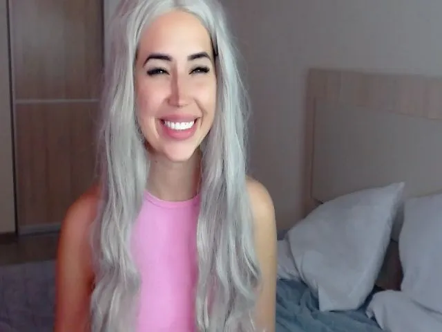 Live sex webcam photo for SinfulAngelll #273270475