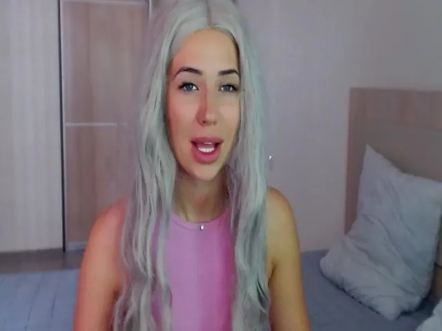 Live sex webcam photo for SinfulAngelll #273894502