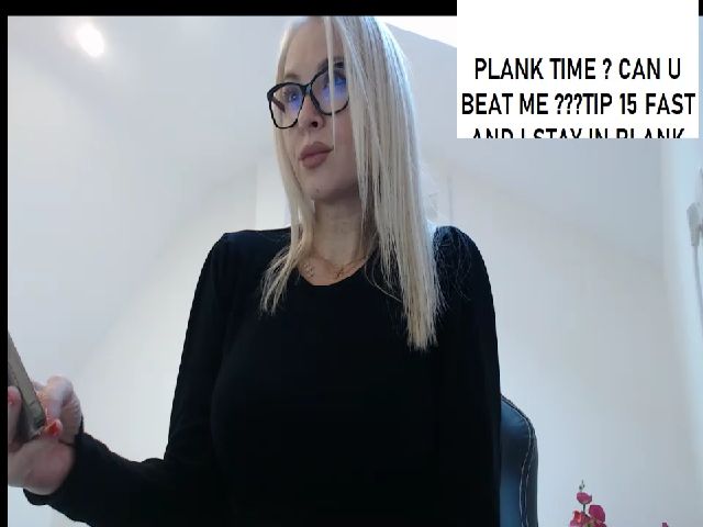 Live sex webcam photo for Singlemilff #272619884