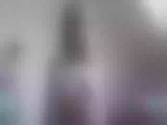 Live sex webcam photo for Sk8Gurl420 #273281753