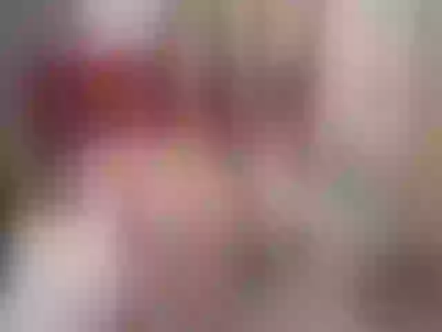 Live sex webcam photo for Sknnyysweettt #273000877