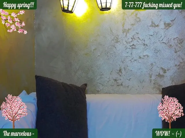 Live sex webcam photo for SkyV_ #272607891