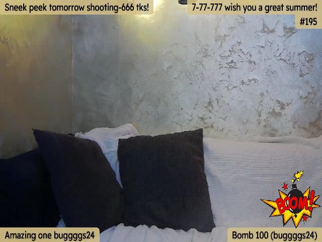 Live sex webcam photo for SkyV_ #273676790