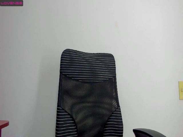 Live sex webcam photo for Skypiink #274055309