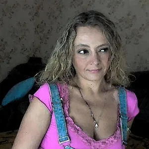 Live sex webcam photo for Sladkai_a #290914399