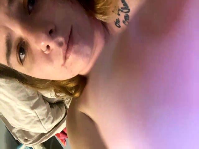 Live sex webcam photo for Slammin3 #272310832