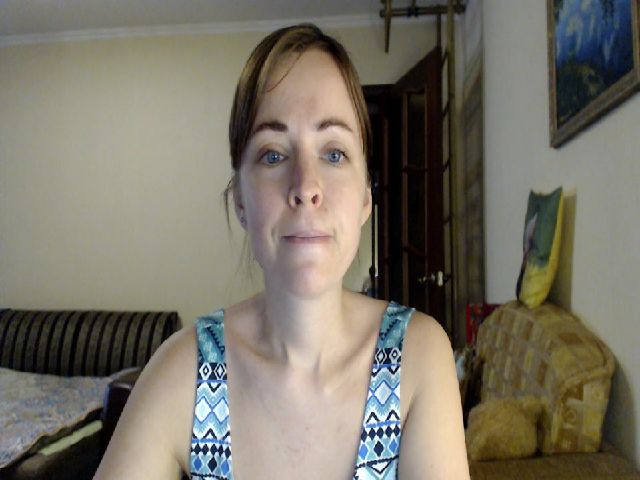 Live sex webcam photo for SmallUniverse #272370220