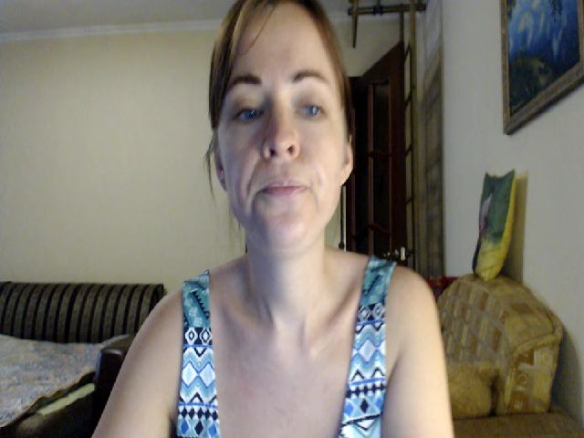 Live sex webcam photo for SmallUniverse #272370319