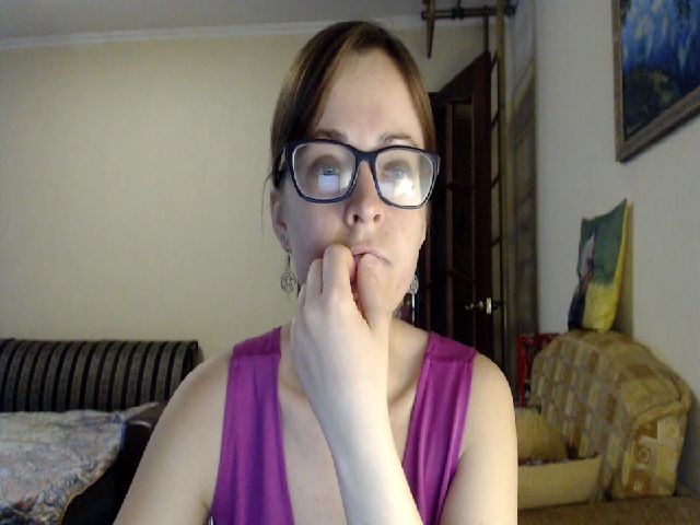 Live sex webcam photo for SmallUniverse #272407746