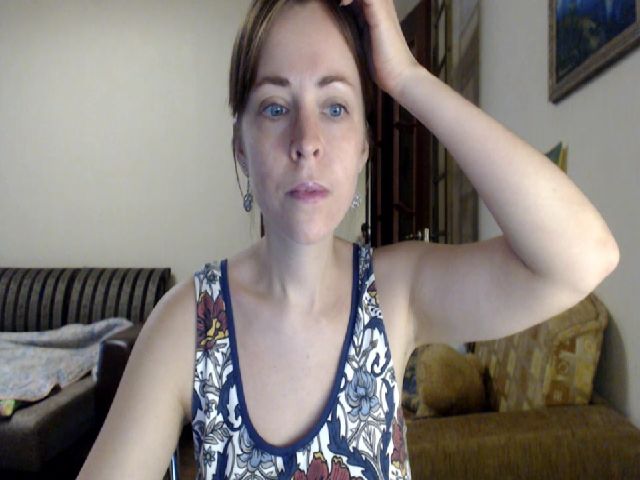 Live sex webcam photo for SmallUniverse #272605844