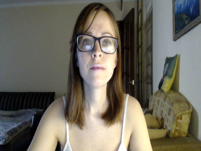 Live sex webcam photo for SmallUniverse #272850861