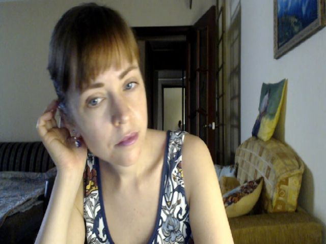 Live sex webcam photo for SmallUniverse #273082551