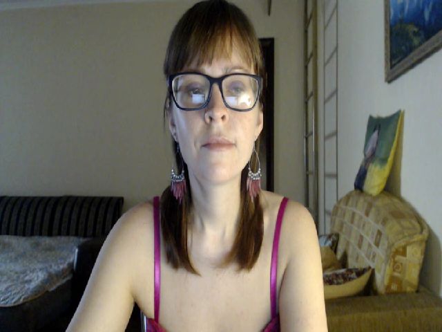 Live sex webcam photo for SmallUniverse #273126346