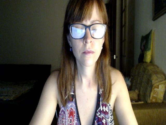 Live sex webcam photo for SmallUniverse #273989590