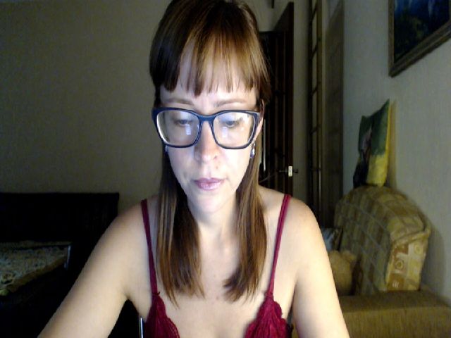Live sex webcam photo for SmallUniverse #274103363
