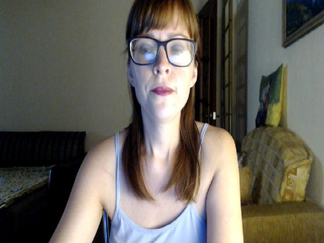 Live sex webcam photo for SmallUniverse #274185455