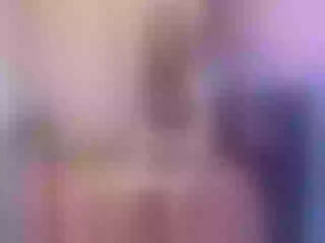 Live sex webcam photo for Smallpurl #271929056