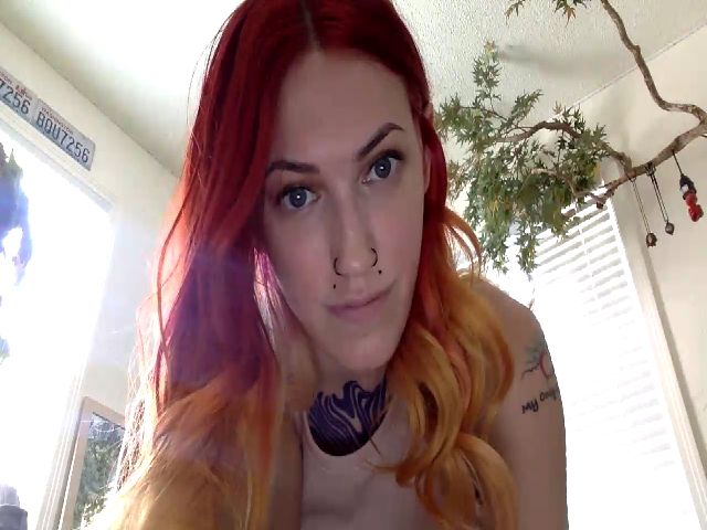 Live sex webcam photo for Smokahontesss #273179071