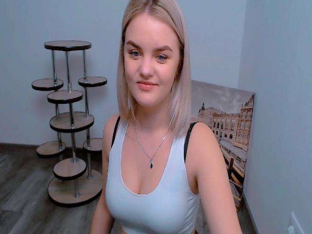 Live sex webcam photo for Smooth_Moon #272839428