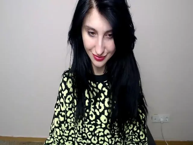 Live sex webcam photo for SnowSpacee #272169352